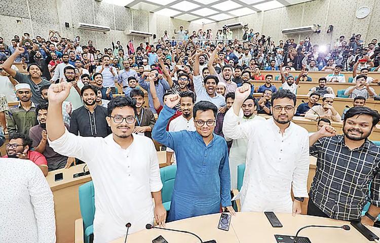 ডাকসু নির্বাচনে শিবিরের সাফল্য